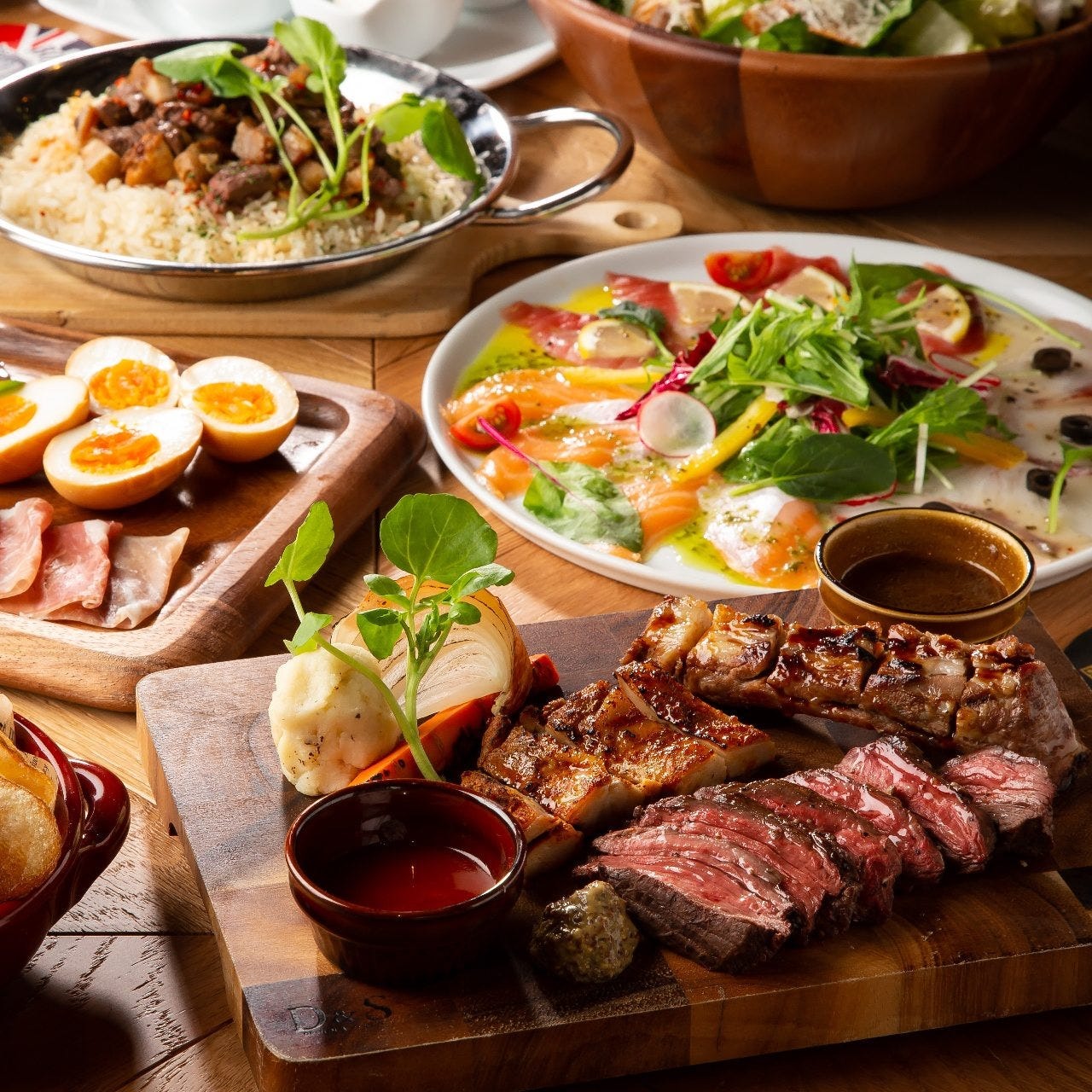 春のお集まりはボリューム満点の料理を囲んで乾杯 | 浜松町キッチン