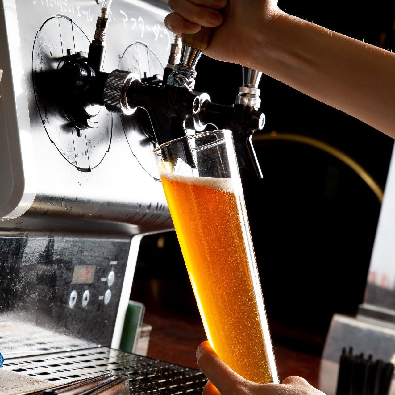 バラエティ豊富なドラフトビールをご用意しています！ | 横浜キッチン